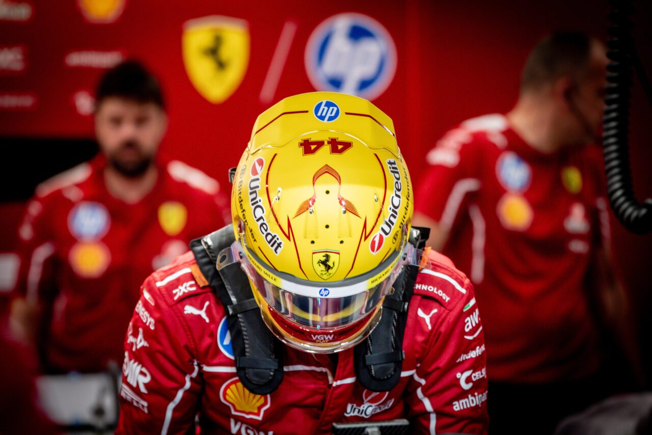 Lewis Hamilton Ferrari